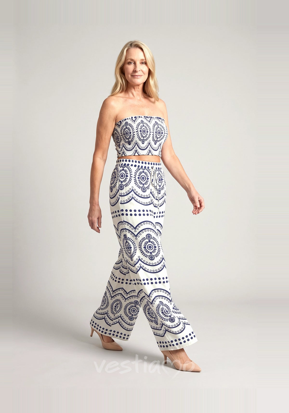 conjunto-feminino-positano-azul-movimento