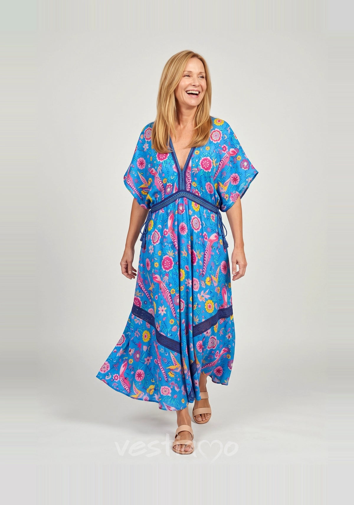 vestido-longo-dolce-sole-azul-movimento