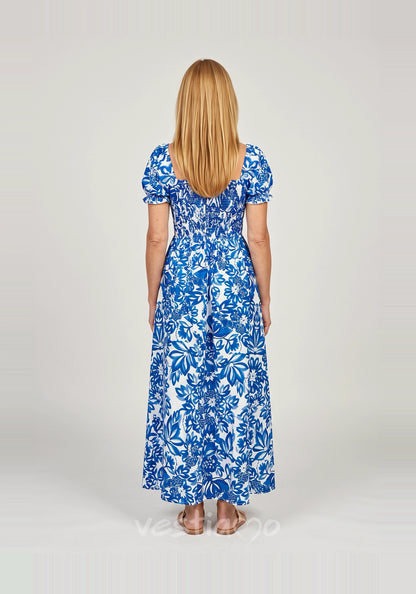 vestido-longo-mare-azul-costas