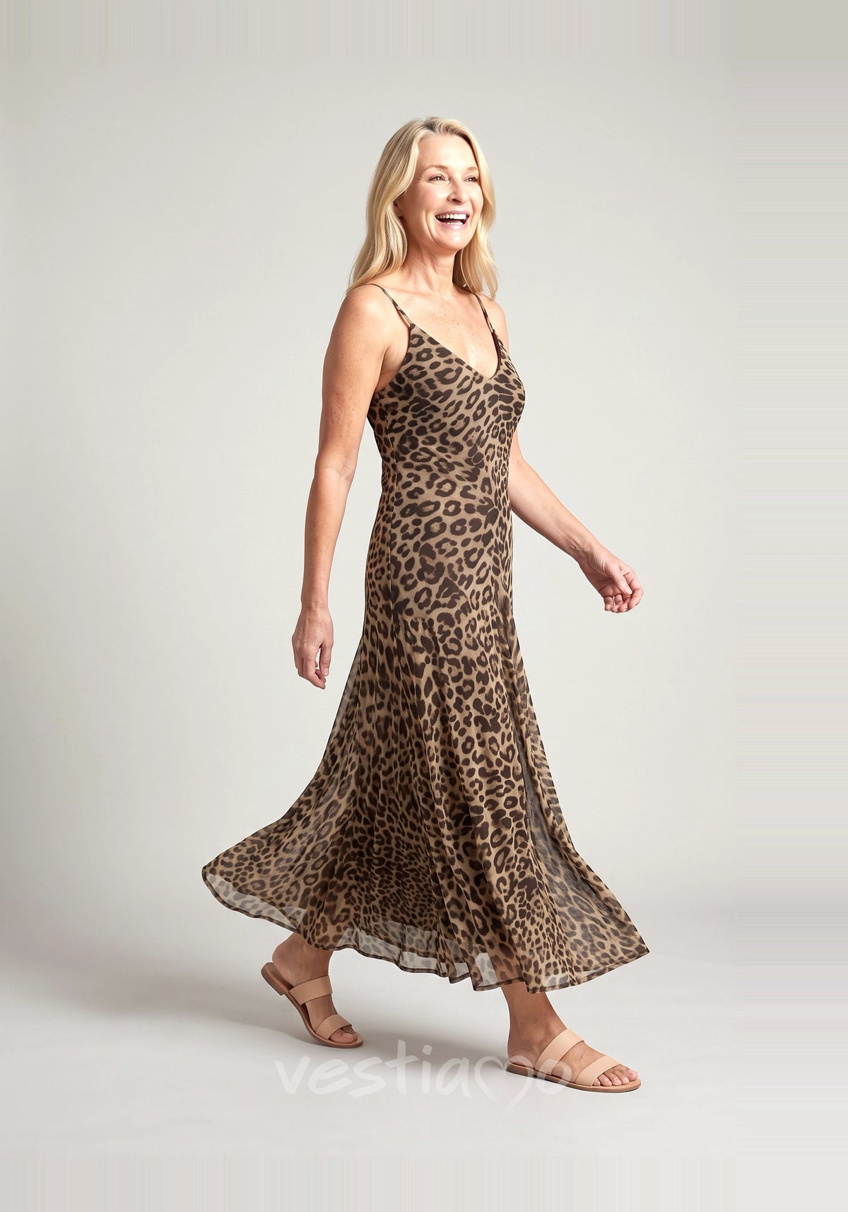 vestido-oncinha-marbella-movimento
