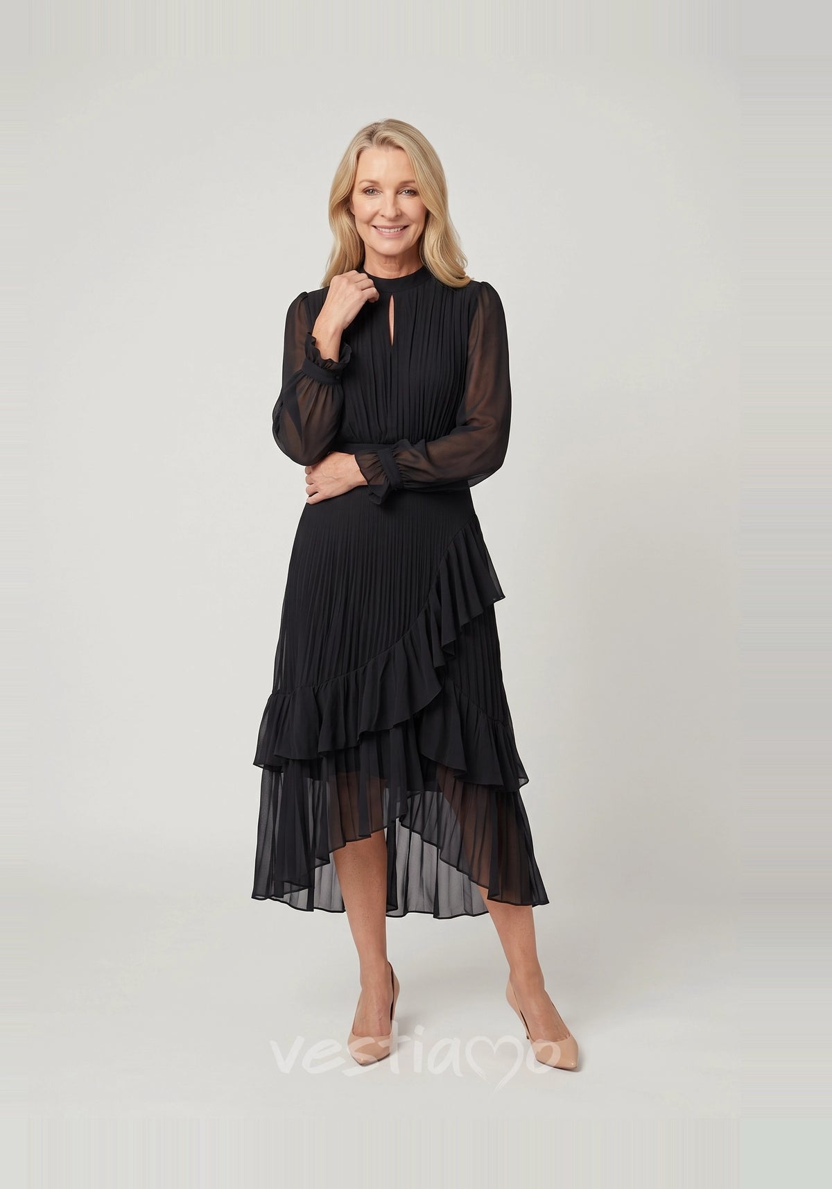 vestido-plissado-boemy-preto-capa