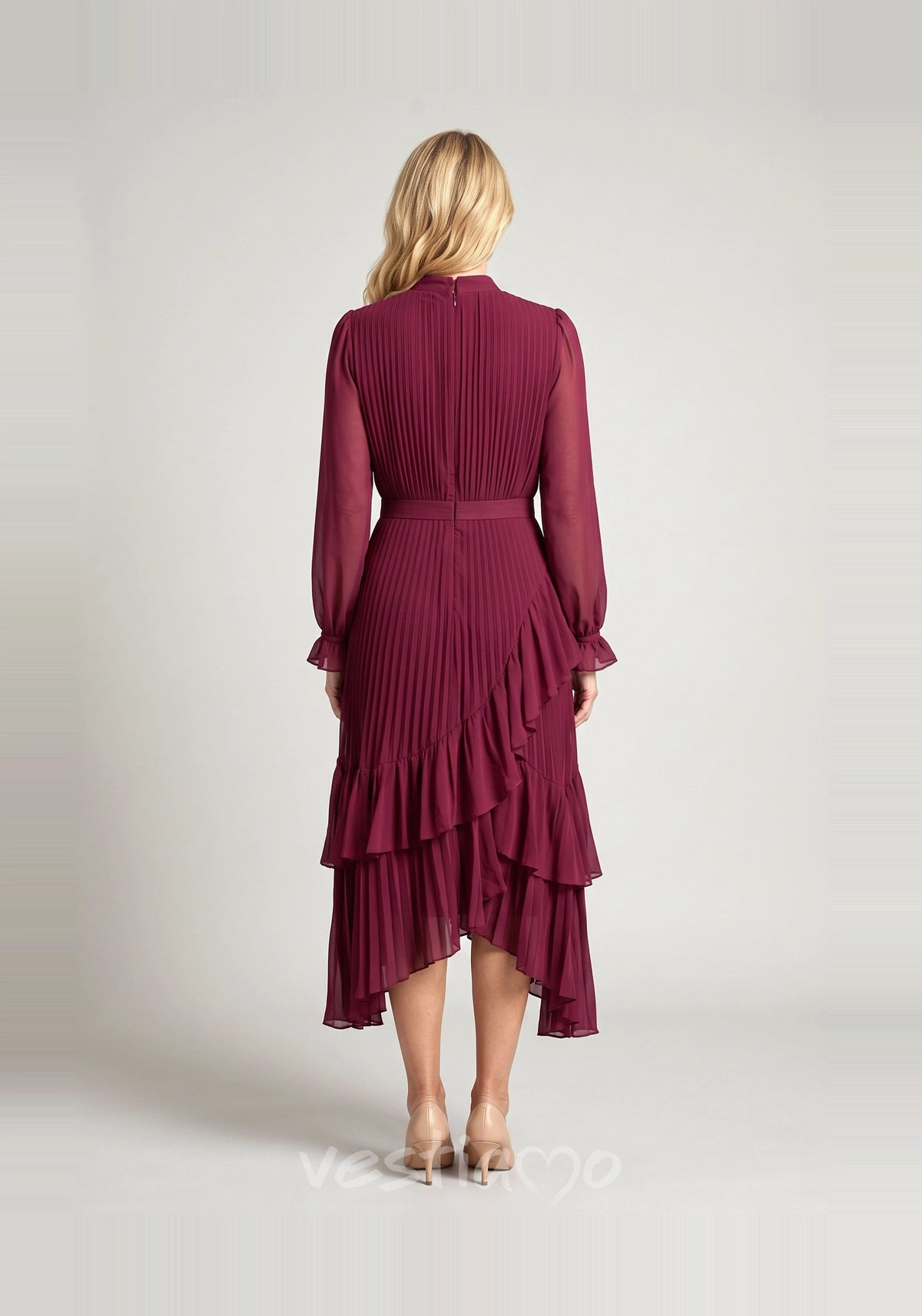 vestido-plissado-boemy-vinho-costas