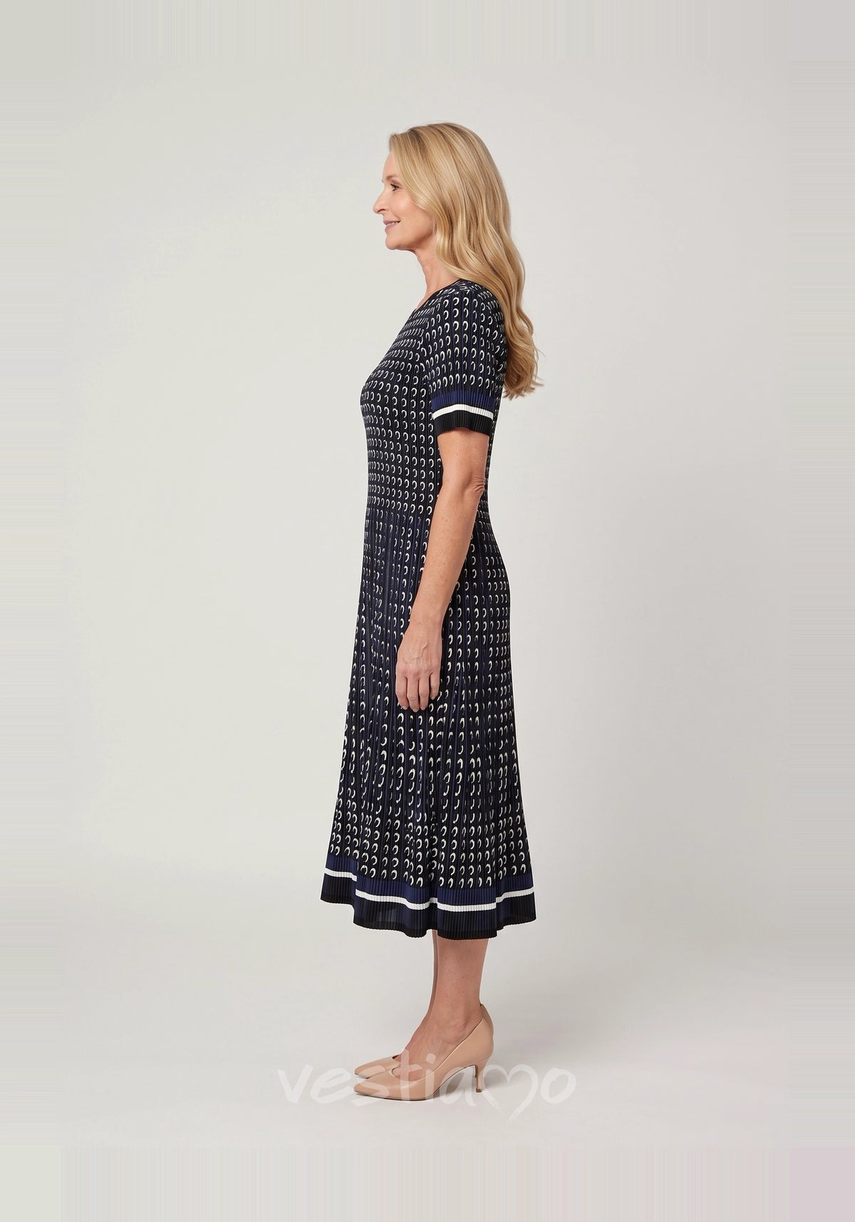 vestido-plissado-saint-perfil